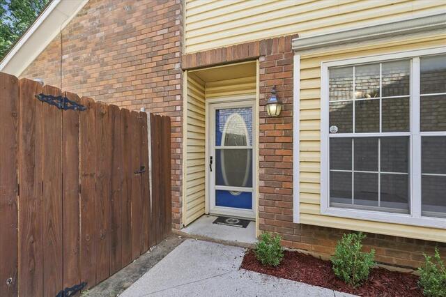 1367 Mimosa, Lane Lewisville, TX photo 2
