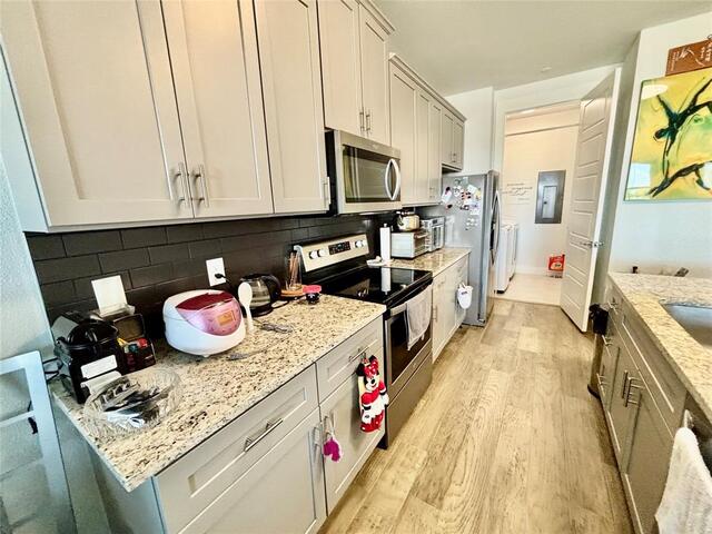 251 S Mill Street, 340 Lewisville, TX photo 8