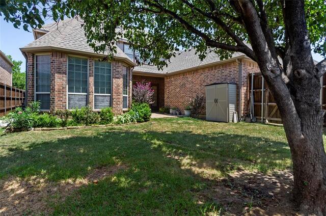 2116 Ironside, Drive Lewisville, TX photo 2