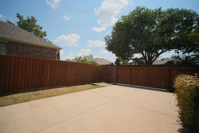 1804 Canoe, Way Carrollton, TX photo 39