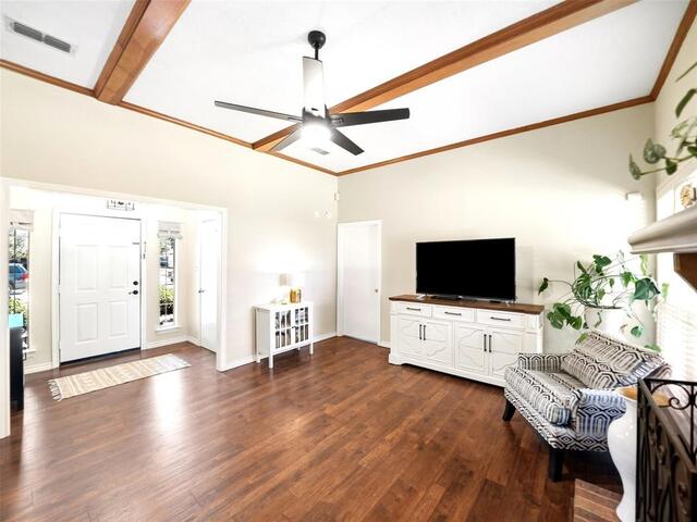 2136 Goldfinch, Drive Lewisville, TX photo 10