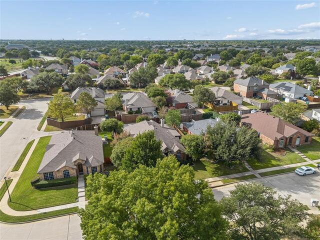 1524 Fairfield, Court Lewisville, TX photo 32
