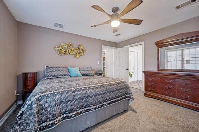 1008 E Russell, Avenue Carrollton, TX photo 14