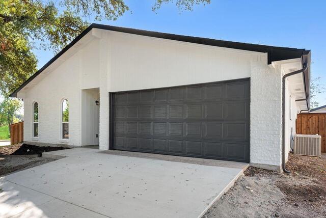 3101 Abbey, Road Carrollton, TX photo 2