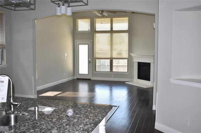 1009 Olivia, Drive Lewisville, TX photo 6