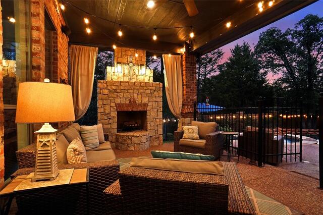1804 Summit, Court Keller, TX photo 4