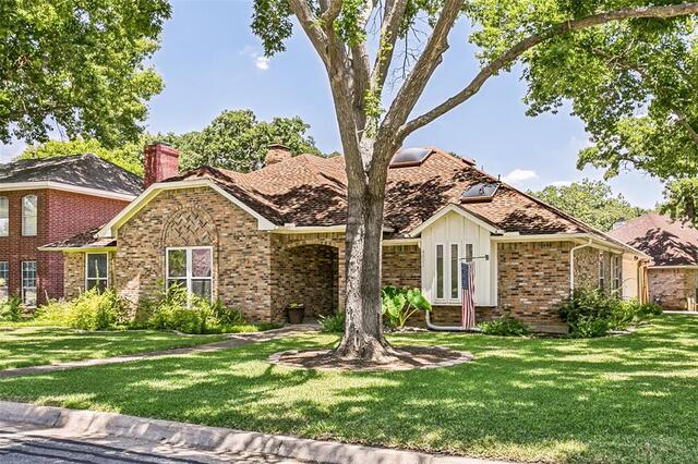 4801 Gaylewood Court, Arlington, TX image
