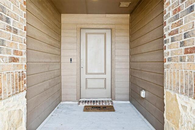 1104 Saddlehorn, Drive Denton, TX photo 3
