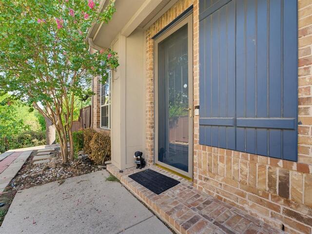 1833 Brookview, Drive Carrollton, TX photo 3