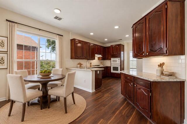 1604 Bennington, Drive Carrollton, TX photo 5
