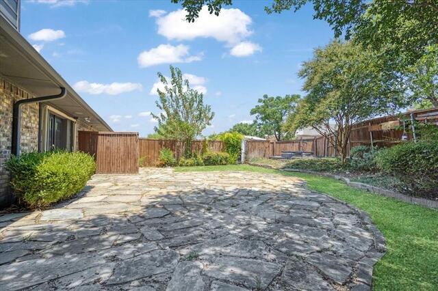 2149 Willow Place A, B Carrollton, TX photo 20
