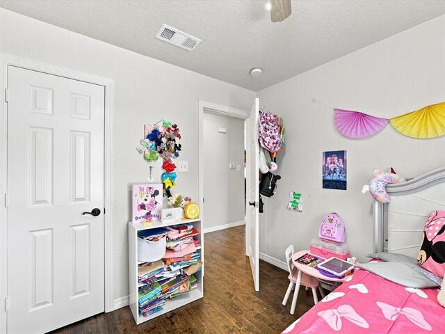 2532 John, Drive Denton, TX photo 10