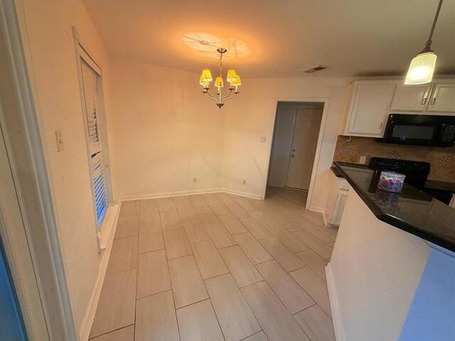 2206 Old Mill, Road Carrollton, TX photo 8