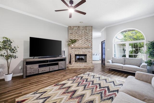 1517 Palisades, Drive Carrollton, TX photo 10