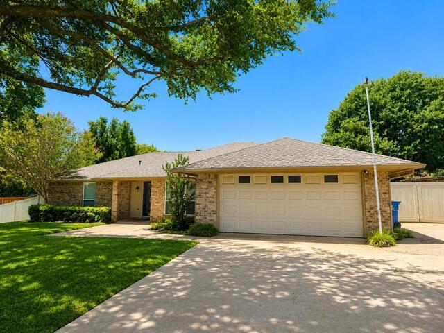 3313 Lakeview Drive, Grapevine, TX image
