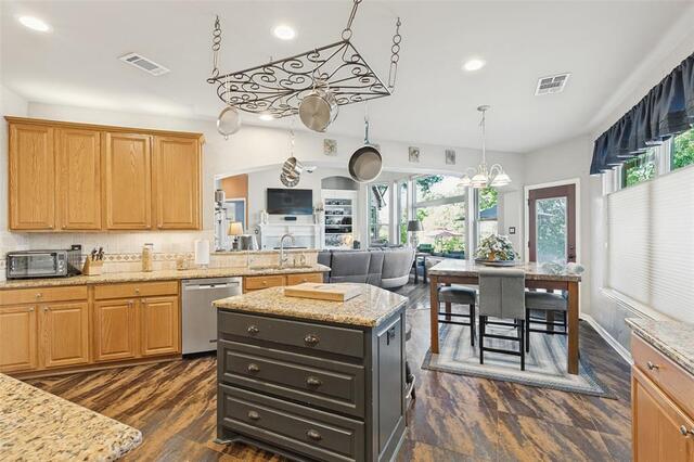 2404 Creek Ridge, Drive McKinney, TX photo 9