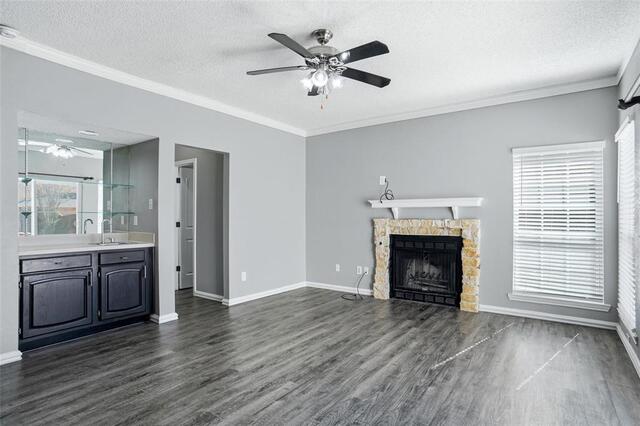 2136 Falcon Ridge, Drive Carrollton, TX photo 7