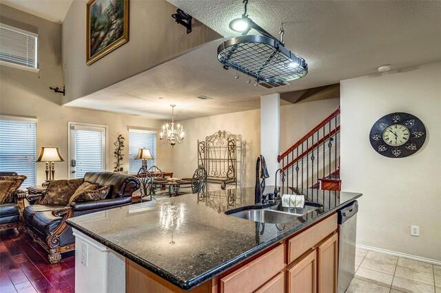 1040 Lucy, Lane Allen, TX photo 16