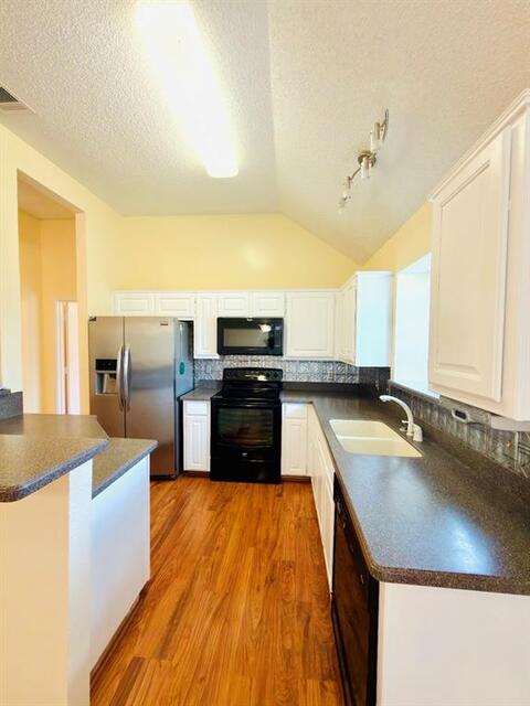 2077 Sundance, Court Lewisville, TX photo 7