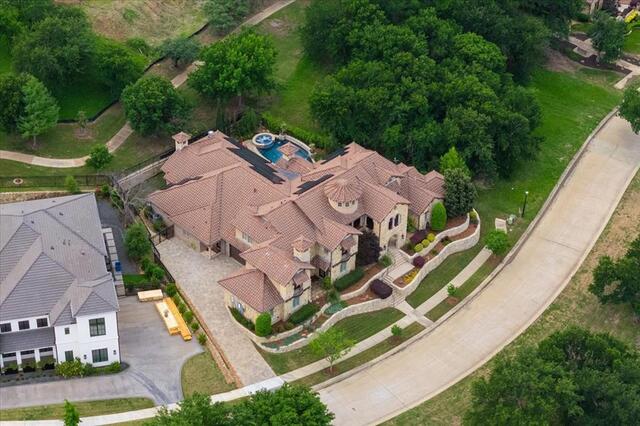 2504 Silver Table, Drive Lewisville, TX photo 6
