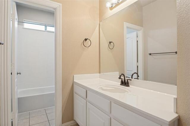 1827 Auburn, Drive Carrollton, TX photo 32