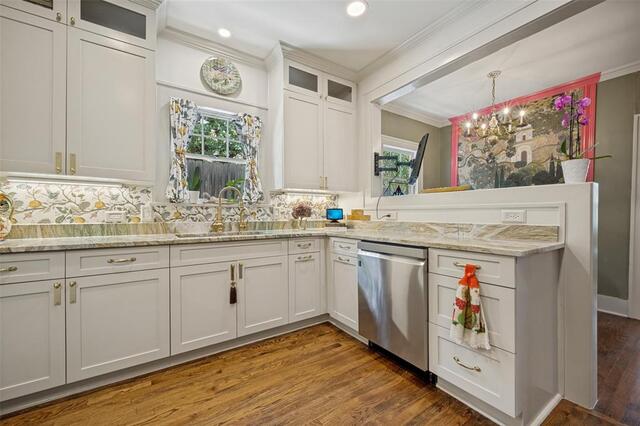607 W Parkway, Street Denton, TX photo 15