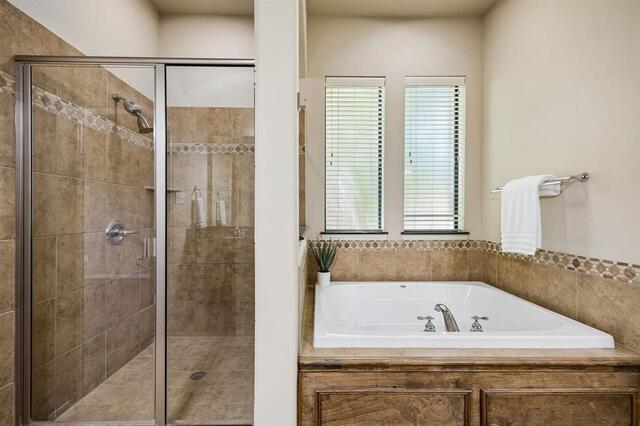 1400 Prairie, Drive Carrollton, TX photo 16