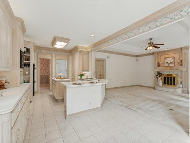 2008 Winding Creek Boulevard, Flower Mound, TX photo 16