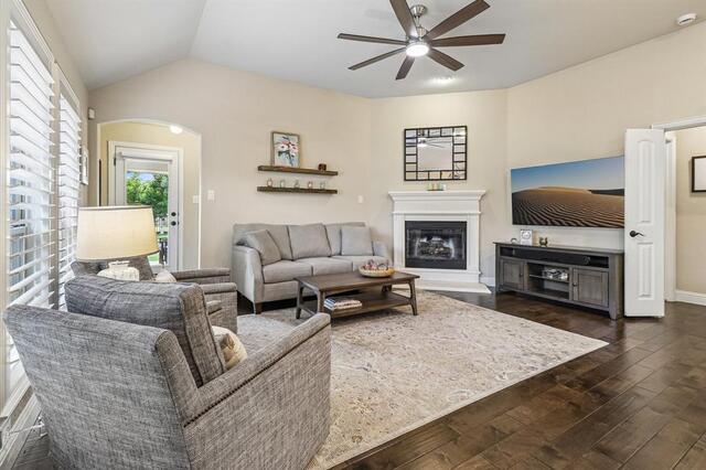 816 Wiltshire, Boulevard Lewisville, TX photo 6