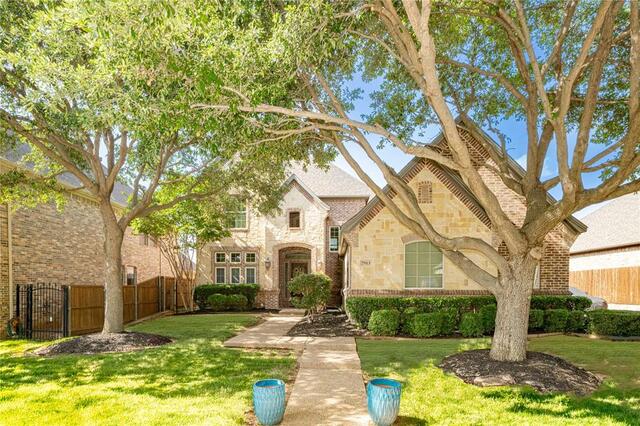 7913 Forest View Court, North Richland Hills, TX image