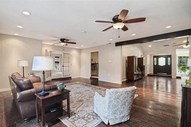 2504 Evans, Drive Plano, TX photo 3