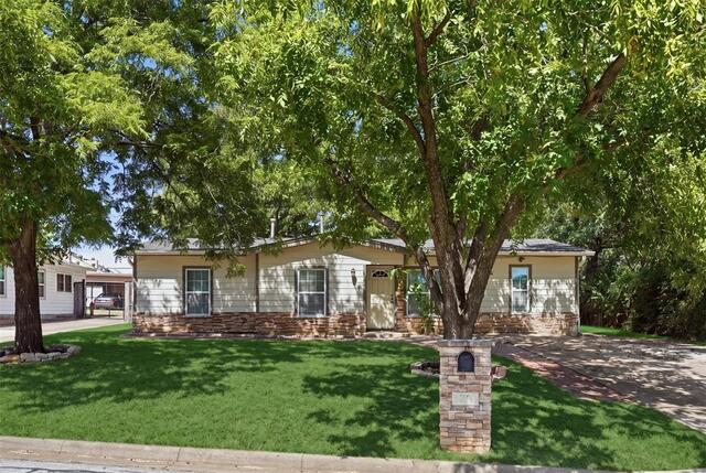 1218 Diana Drive, Arlington, TX image