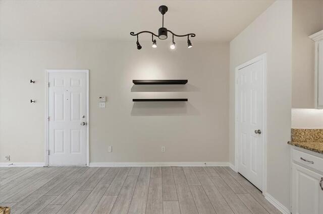 2203 Meadowstone, Drive Carrollton, TX photo 15