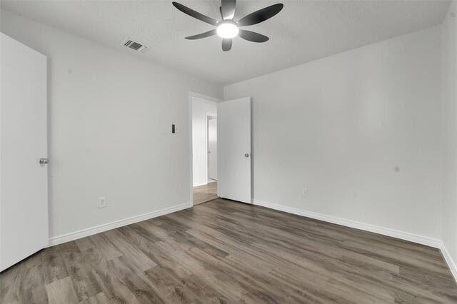 2116 Holly Hill, Lane Carrollton, TX photo 19