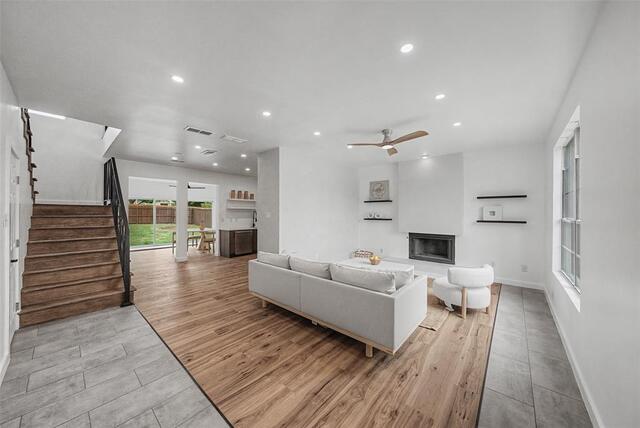 802 Azalia, Drive Lewisville, TX photo 8