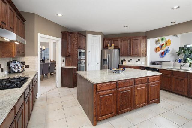 2801 Meadow Ridge, Drive Prosper, TX photo 10