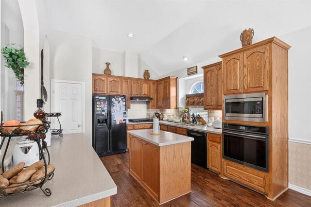 10657 Coach House, Lane Frisco, TX photo 14