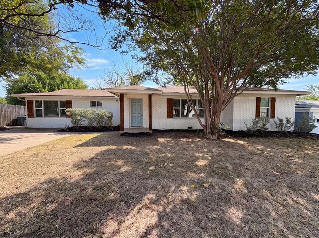 832 Central Drive, Bedford, TX image