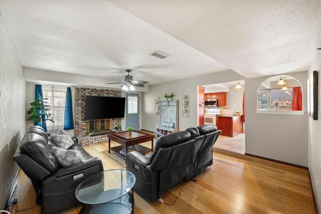 2508 Mardell Drive, Arlington, TX image