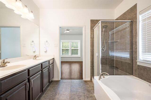 2012 Michelle Creek Drive, Little Elm, TX photo 12