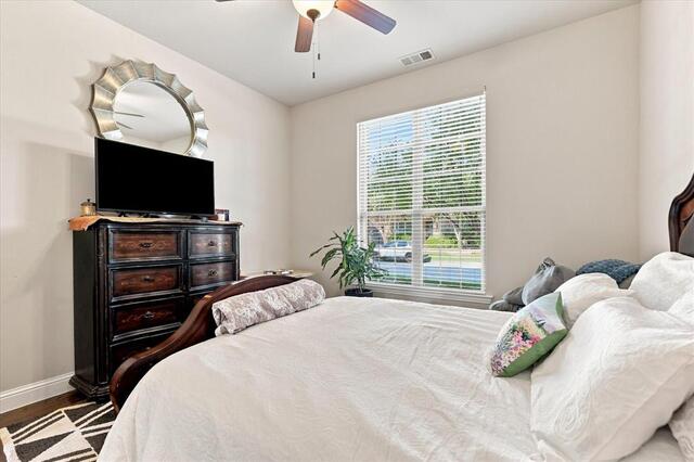 8225 Bonny Bank, The Colony, TX photo 16