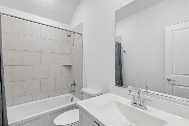 2003 Creekvista, Drive Lewisville, TX photo 18