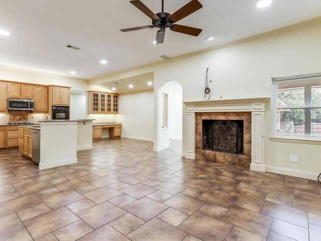 805 Belinda, Drive Keller, TX photo 5