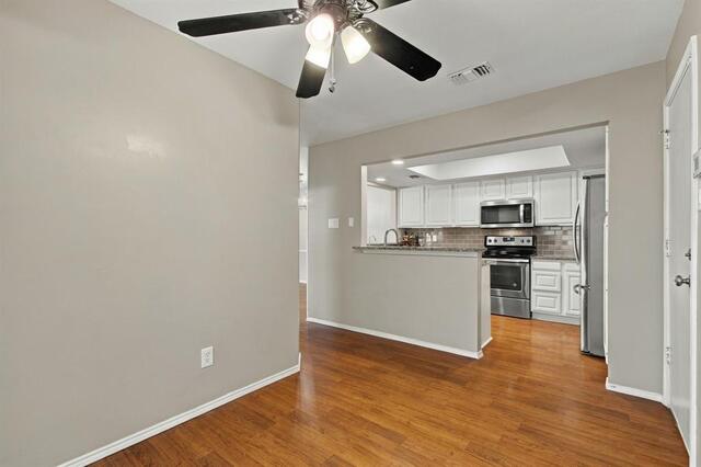 1345 Jeanette, Way Carrollton, TX photo 8