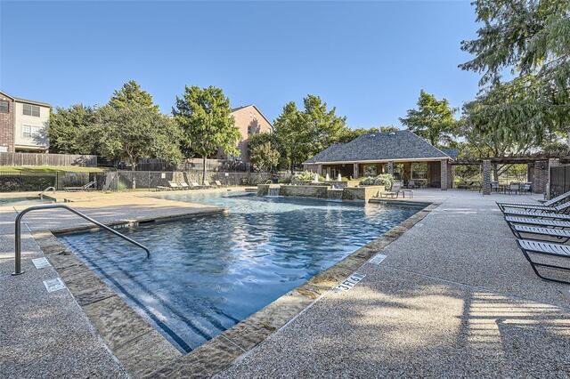2544 Jacobson, Drive Lewisville, TX photo 9