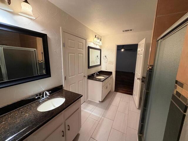 2206 Old Mill, Road Carrollton, TX photo 4
