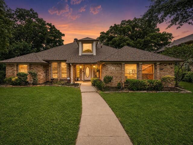 3701 Waycross Court, Arlington, TX image