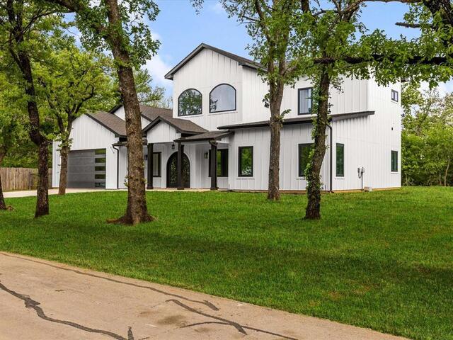 9116 Cherokee Trail, Flower Mound, TX photo 2