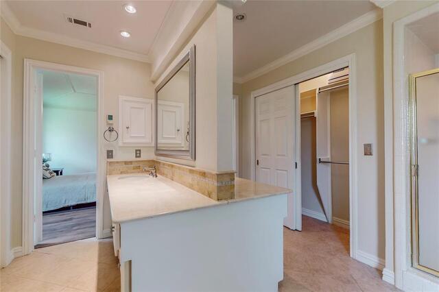 2251 Woodcreek, Street Carrollton, TX photo 29