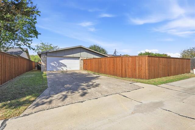 5149 Bartlett Drive, The Colony, TX photo 18